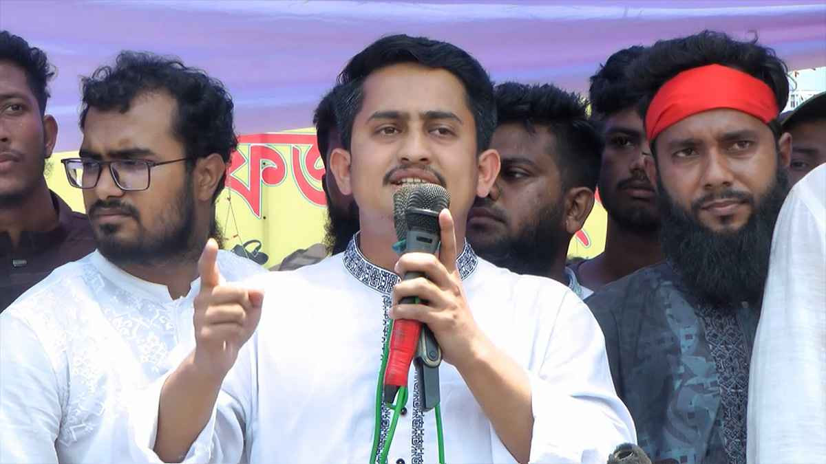 অন্তর্বর্তী সরকারকে দুর্বল হিসেবে দেখতে চাই না: সারজিস