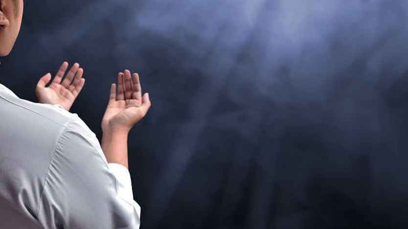 কাজিপুরে আদালতের নিষেধাজ্ঞা অমান্য করে রাস্তা নির্মাণ