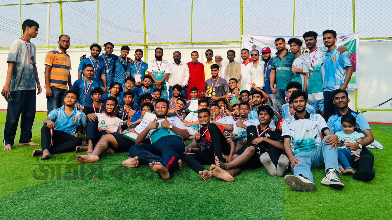 সফলভাবে সম্পন্ন হলো ইন্ডিপেনডেন্স ডে শিল্ড কাপ ফুটবল টুর্নামেন্ট