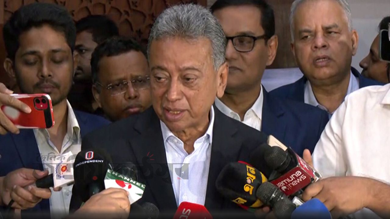 “দ্রব্যমূল্য বাড়বেই—স্পষ্ট বার্তা অর্থমন্ত্রীর: জ্বালানি সংকটে চাপে পুরো অর্থনীতি”