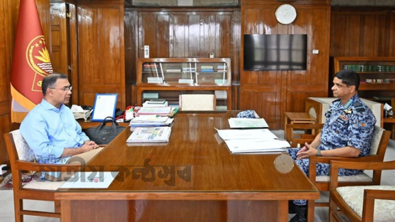 প্রধানমন্ত্রীর সঙ্গে বিমান বাহিনী প্রধানের গুরুত্বপূর্ণ সাক্ষাৎ—কি বার্তা লুকিয়ে আছে এই বৈঠকে?