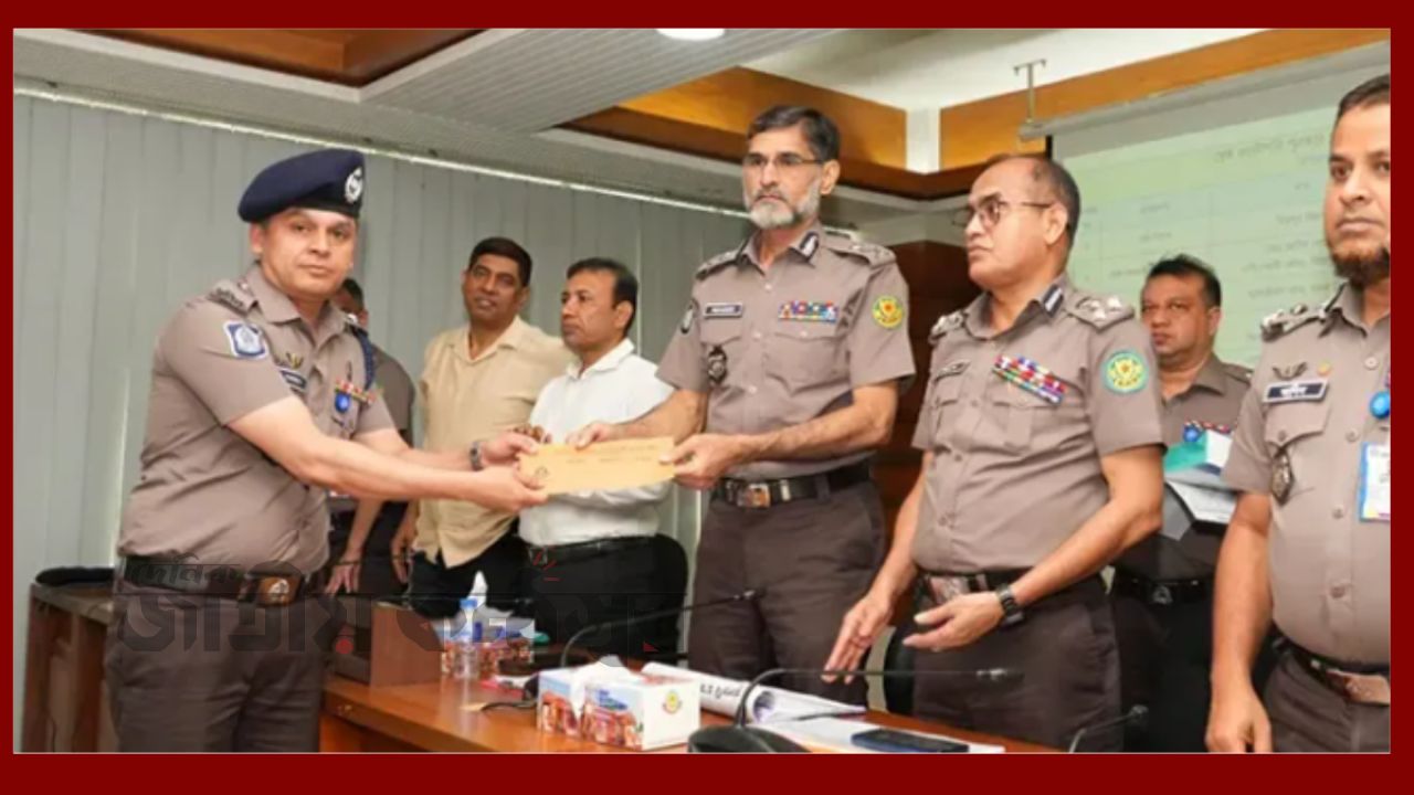 ডিএমপির মার্চের অপরাধ সভায় শ্রেষ্ঠ মিরপুর বিভাগ, সেরা থানা হাজারীবাগ