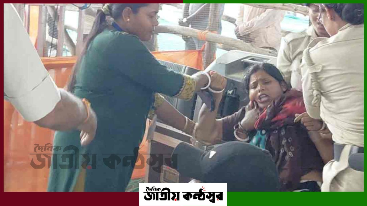 যেতে দাও’ চিৎকারে উত্তেজনা, হরিপালের সভায় নিরাপত্তা ঘিরে প্রশ্ন