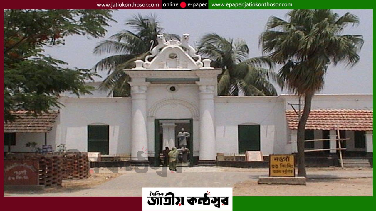 পতিসরে রবীন্দ্রজয়ন্তীর উৎসব: কবিগুরুর ১৬৫তম জন্মবার্ষিকীতে সাজছে আত্রাই